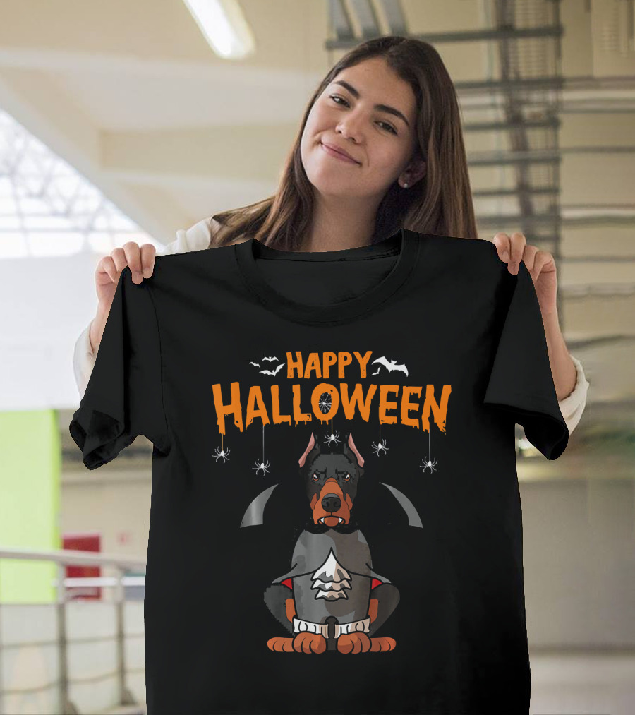 Doberman Mom Funny Dog Happy Halloween Vampire T-Shirt