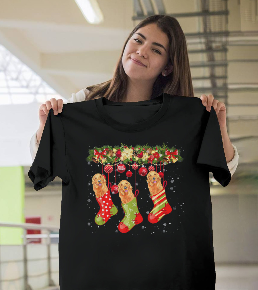 Funny Merry Christmas Golden Retriever Festive Holiday Stockings T-Shirt