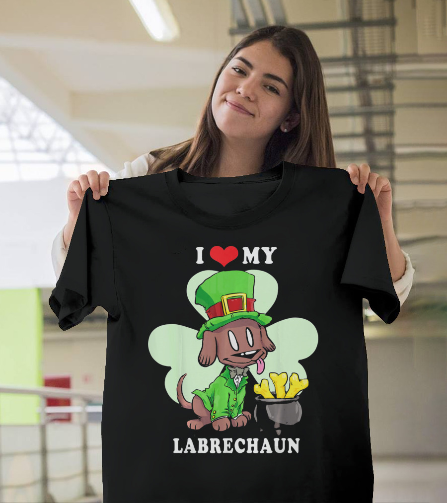 I Love My Labrechaun Chocolate Labrador Leprechaun T-Shirt
