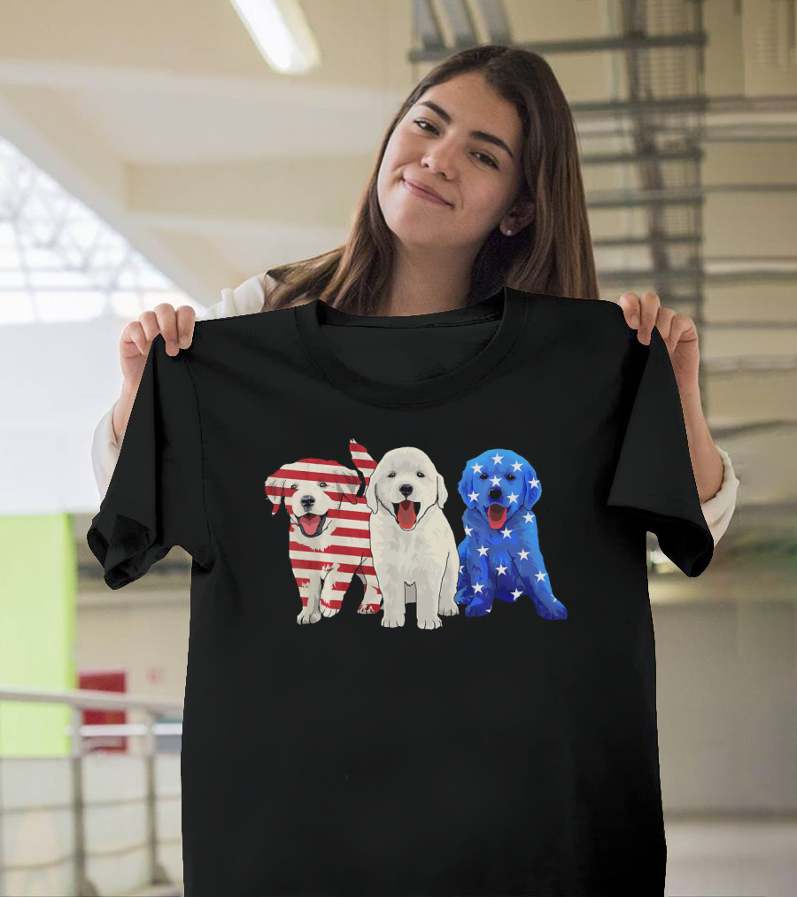 Golden Retriever Puppies with American Flag Colors USA Dog T-Shirt