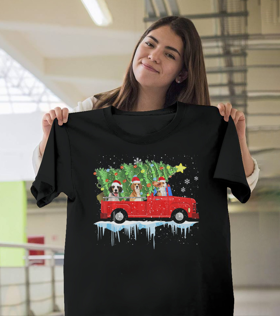 Beagle Riding Red Truck Xmas Merry Christmas with Santa Hats and Christmas Tree T-Shirt