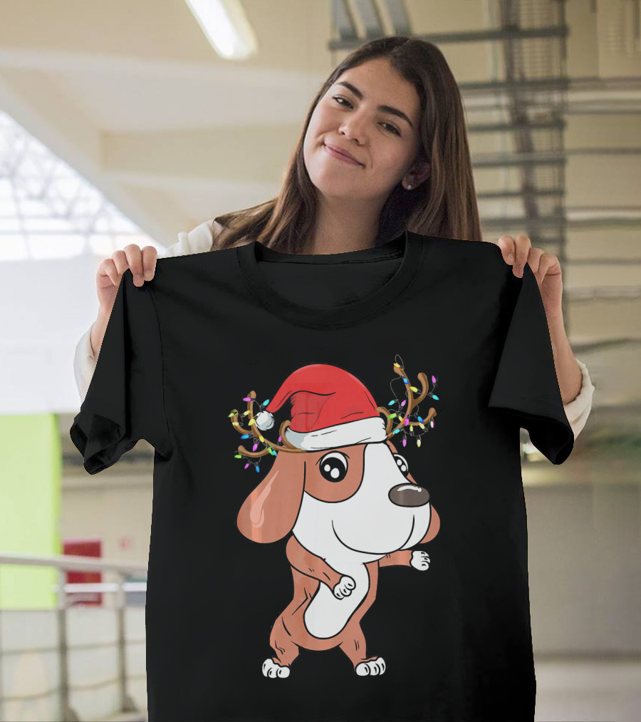Beagle with Santa Hat and Christmas Lights on Reindeer Antlers T-Shirt
