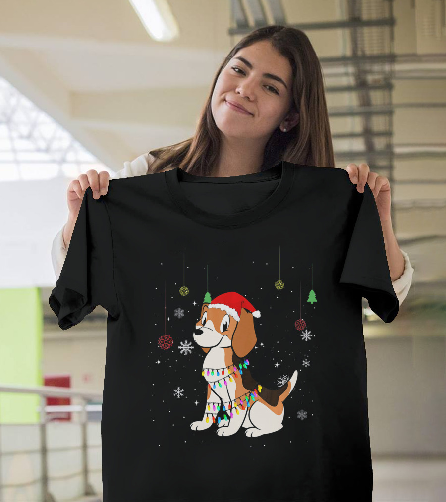 Cute Beagle Christmas Hat Festive Dog with Lights and Snowflakes T-Shirt
