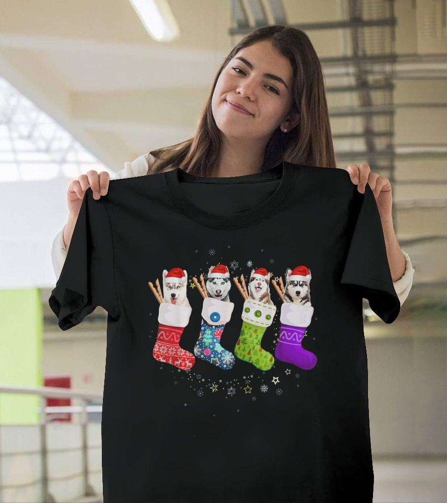 Husky Santa Socks Funny Christmas Dogs T-Shirt
