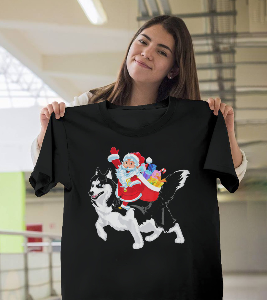 Husky Dog Carrying Santa with Gifts Christmas Tree T-Shirt