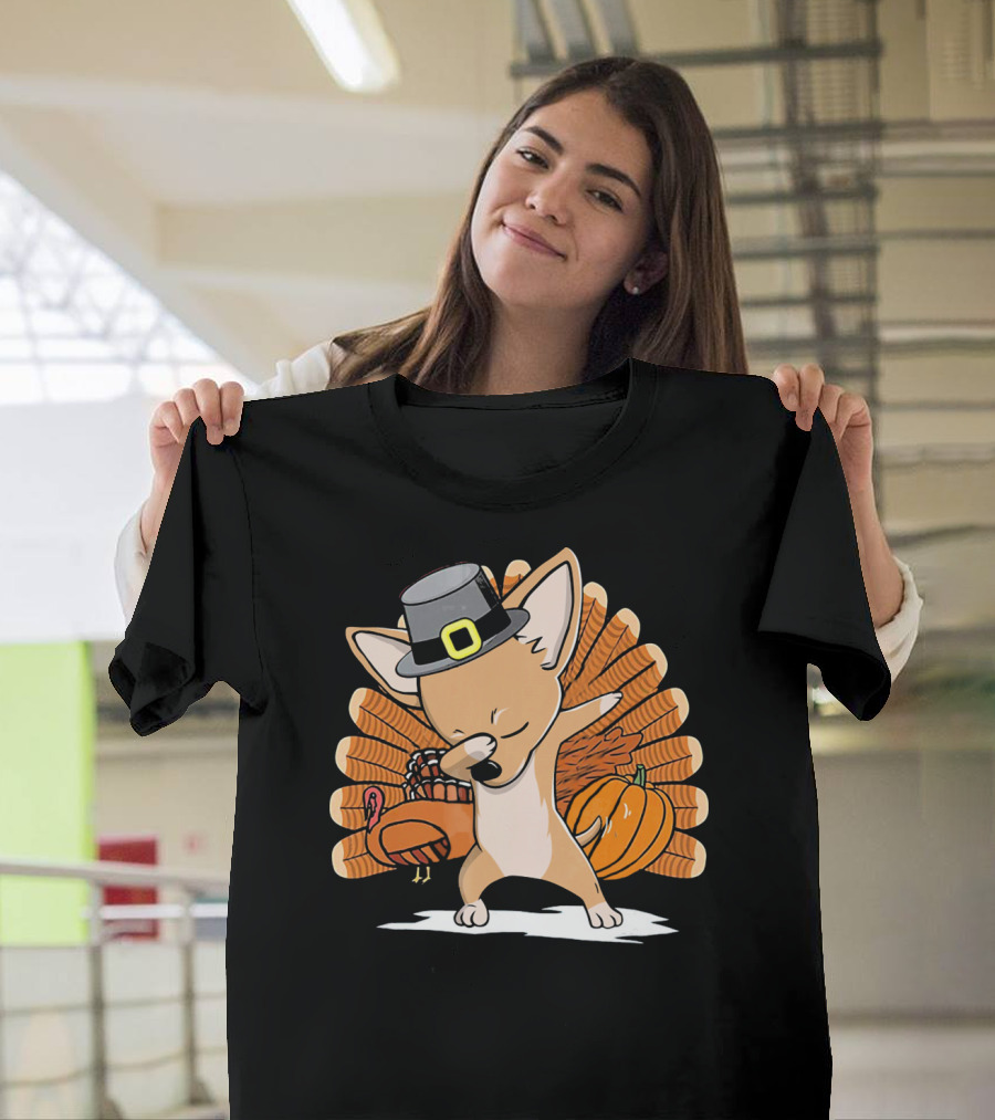 Happy Thanksgiving Dabbing Chihuahua with Turkey and Pumpkin T-Shirt