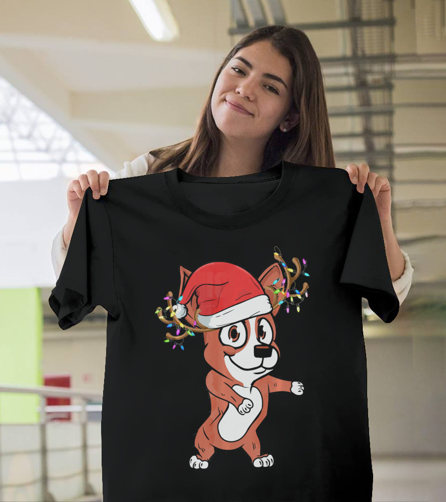 Chihuahua Santa Hat with Reindeer Antlers and Christmas Lights T-Shirt