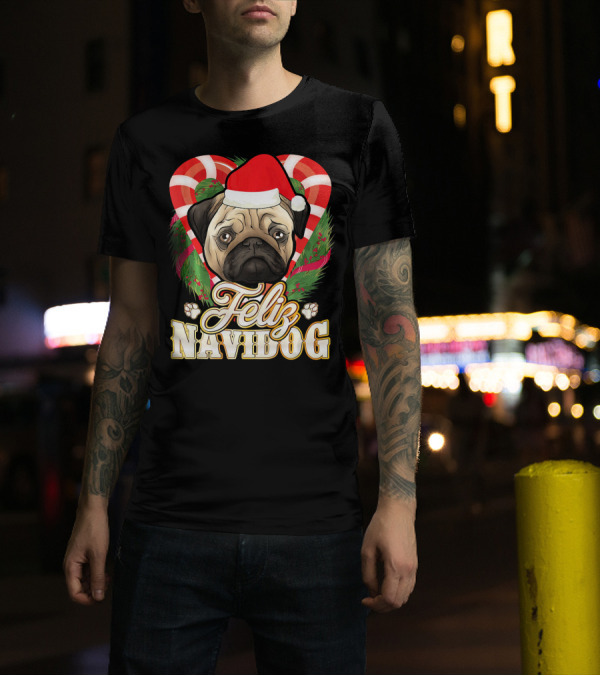 Feliz Navidog Pug Santa Claus Hat Candy Canes Christmas Wreath T-Shirt