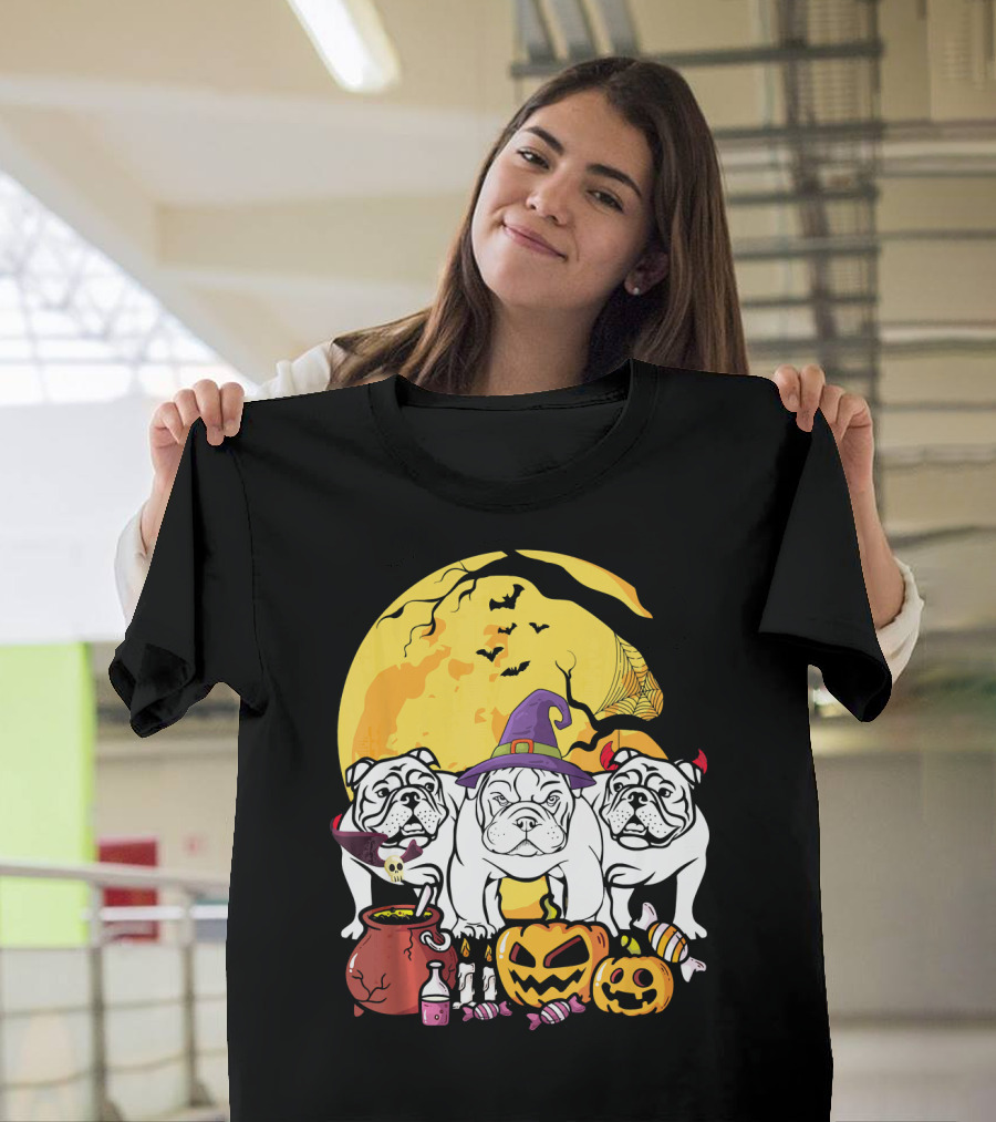 English Bulldog Witch Halloween Pumpkins Candy Cauldron Full Moon Ghosts T-Shirt
