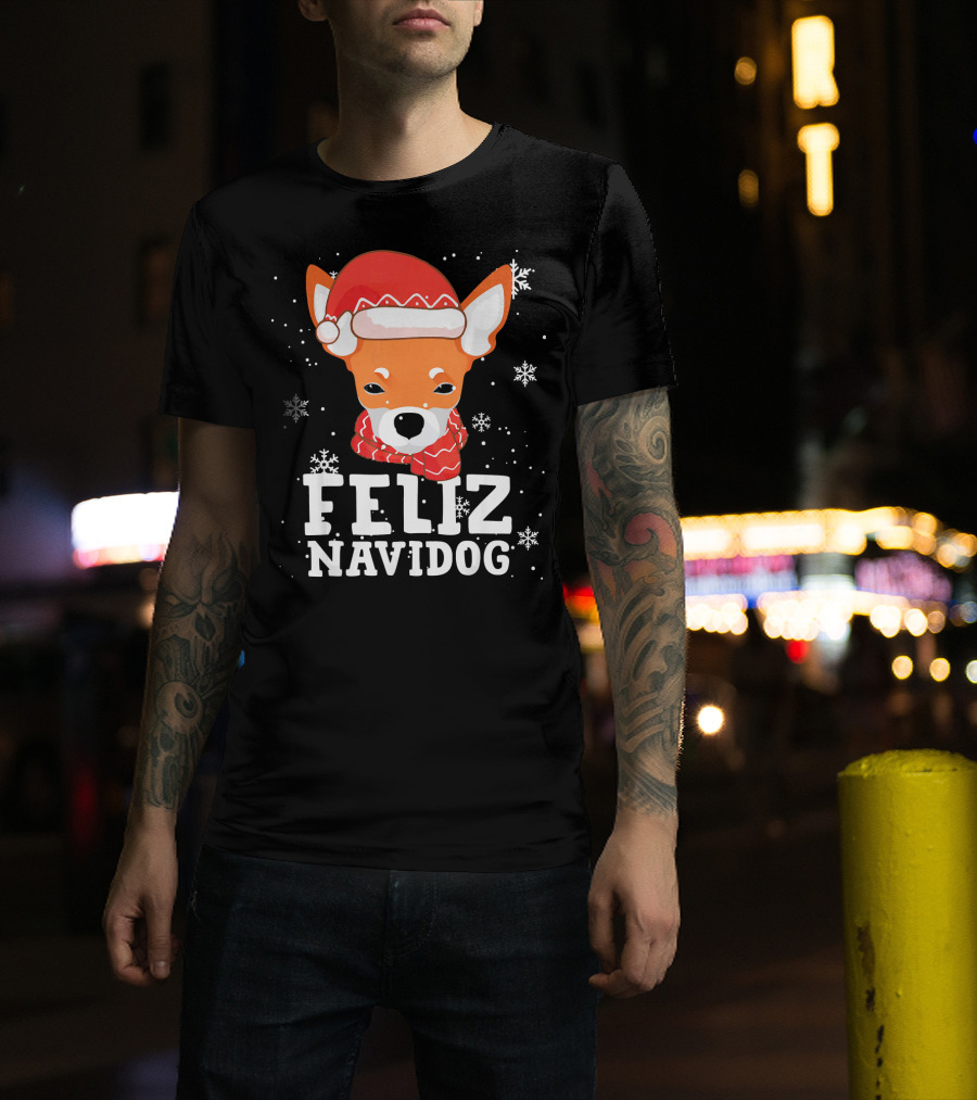 Feliz Navidog Chihuahua Santa Hat Snowflakes T-Shirt