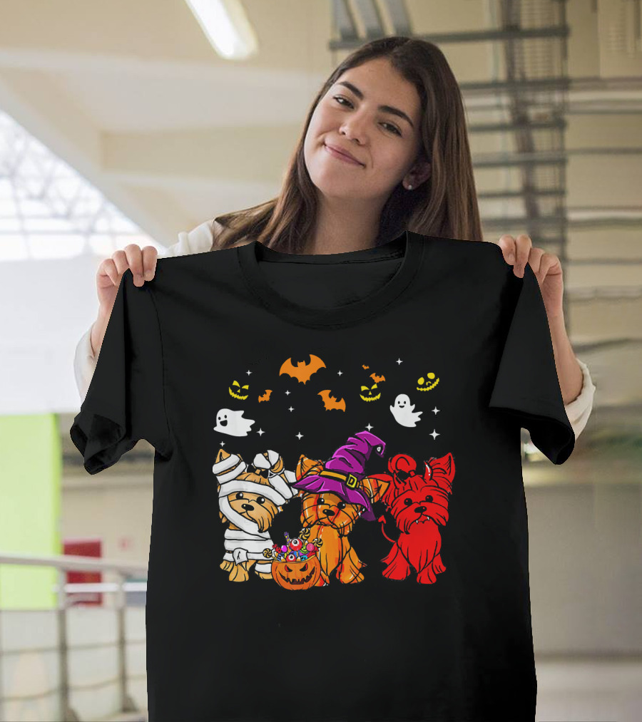 Yorkie Dogs Halloween Costumes Ghosts Bats Pumpkins T-Shirt
