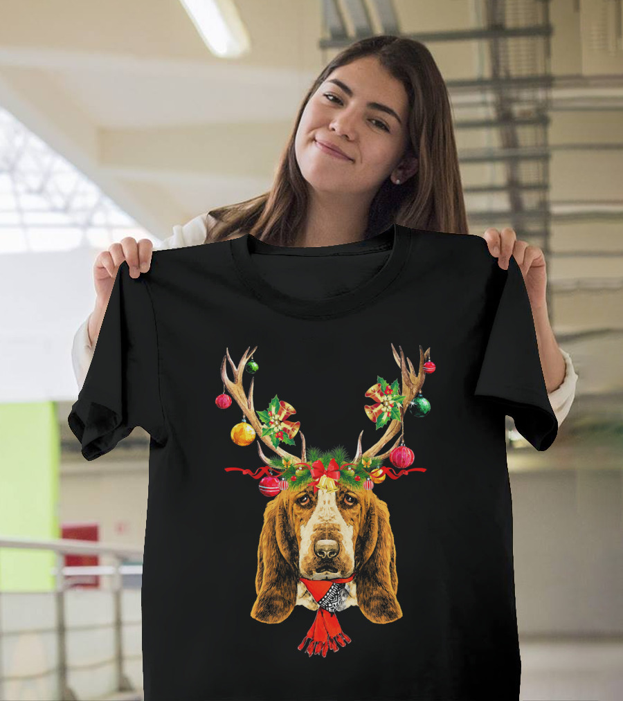 Xmas Funny Basset Hound with Festive Antlers and Holiday Ornaments T-Shirt