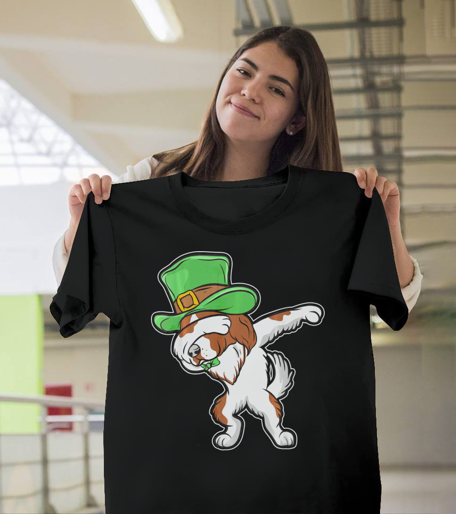 Dabbing Leprechaun Irish Setter Dog in Green Hat T-Shirt