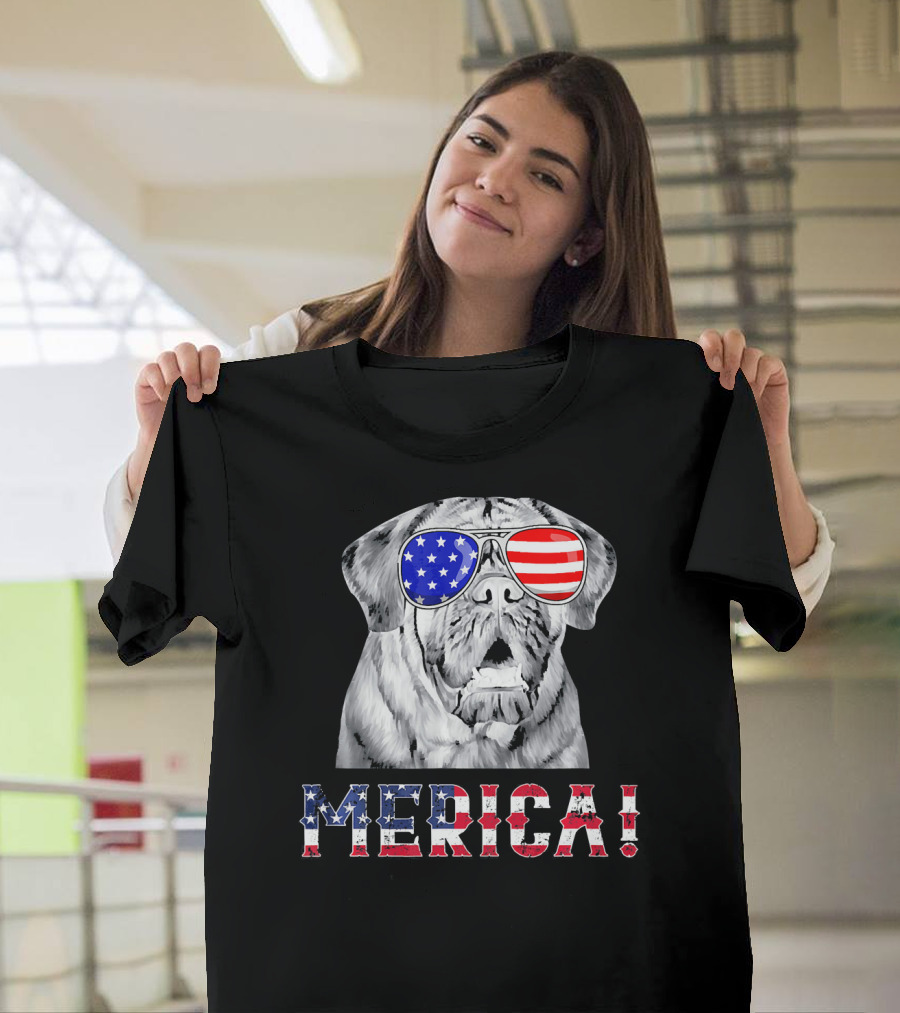 MERICA English Mastiff Dog with American Flag Sunglasses T-Shirt