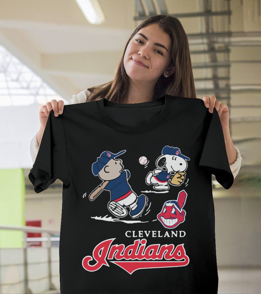 Charlie Brown Snoopy Cleveland Indians Baseball Peanuts T-Shirt