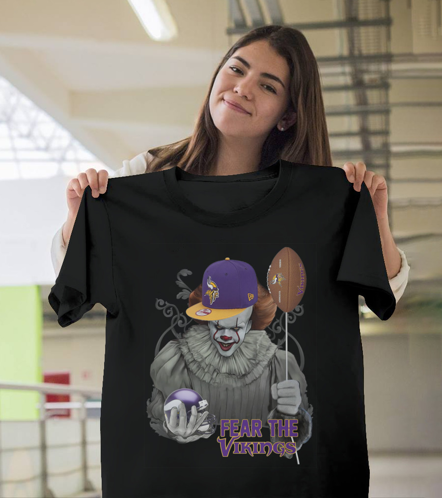 Pennywise Fear The Vikings Minnesota Football Balloon Hat T-Shirt
