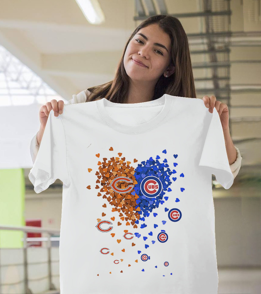Chicago Bears Cubs Heart Logo Fusion T-Shirt