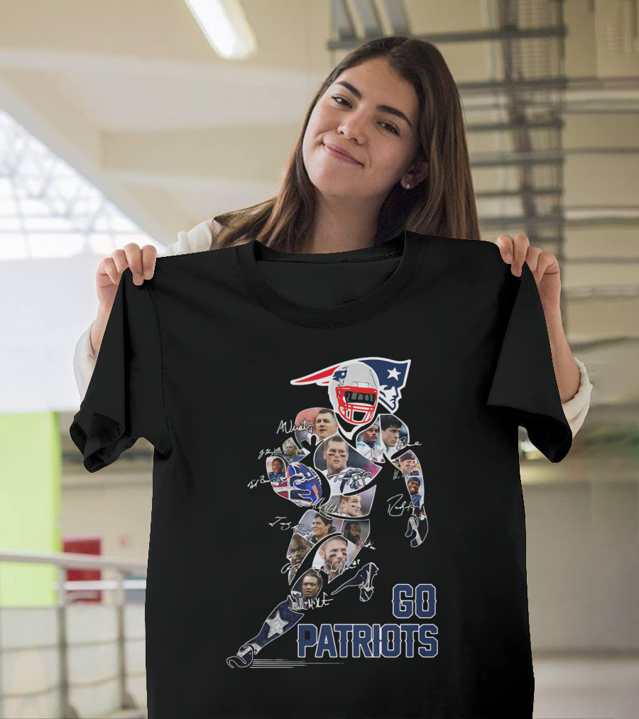 GO PATRIOTS New England Football Player Collage And Signatures T-Shirt