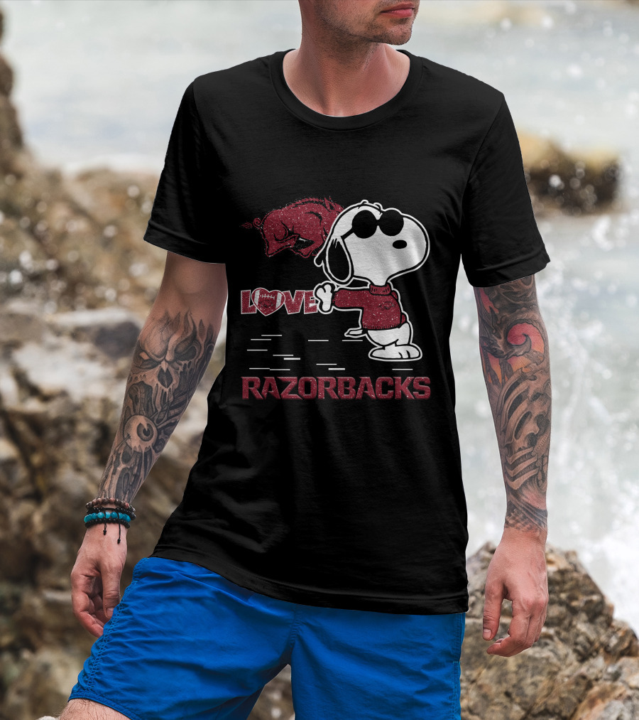 Snoopy Love Razorbacks Arkansas T-Shirt