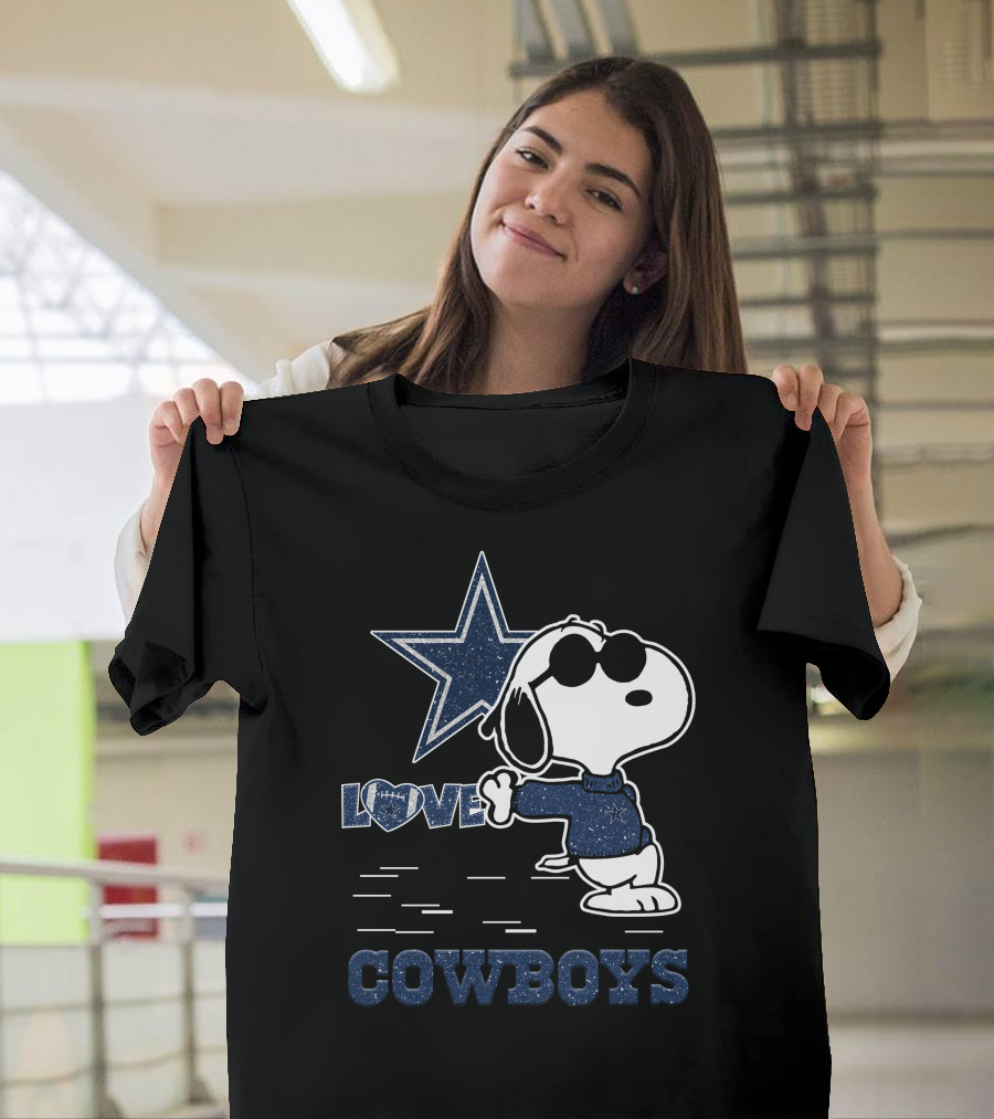 Snoopy Love Dallas Cowboys Nfl Football Fans T-Shirt