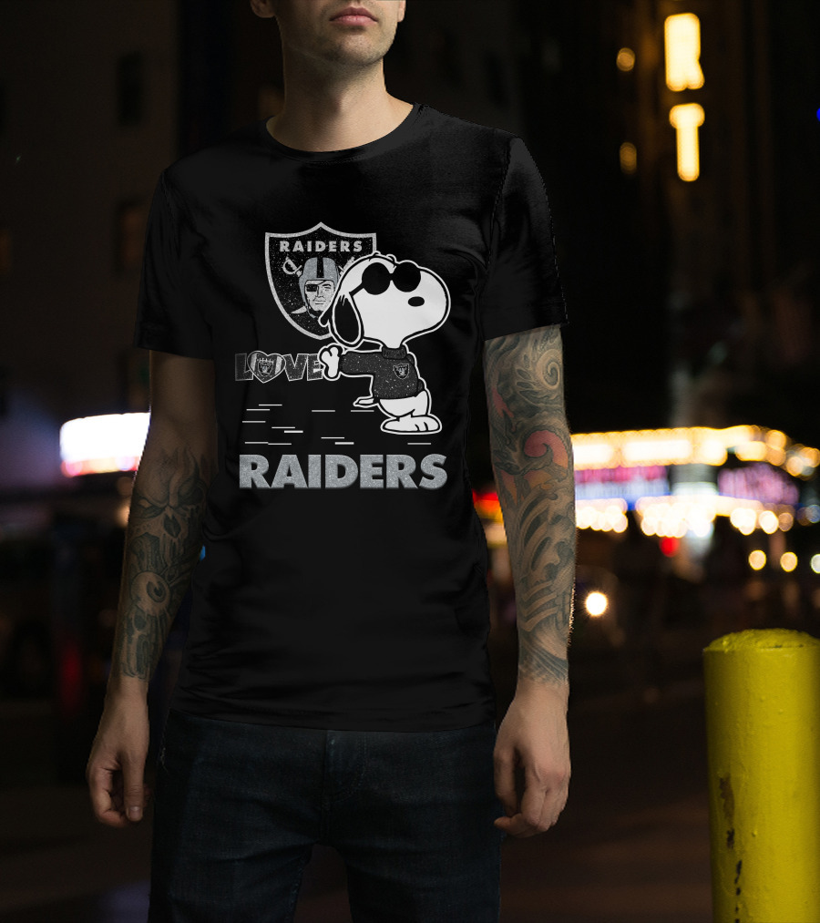 Snoopy Love Raiders Las Vegas Raiders NFL Football T-Shirt
