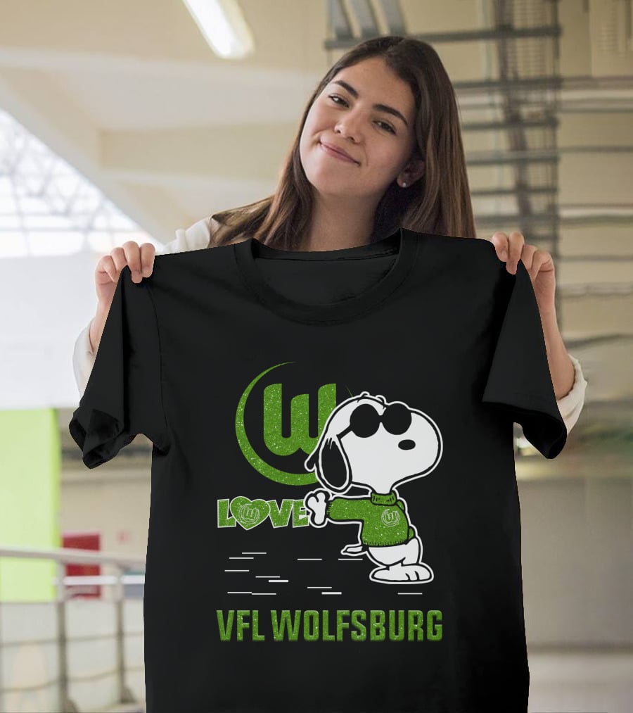 Snoopy Love VfL Wolfsburg Football Passion T-Shirt