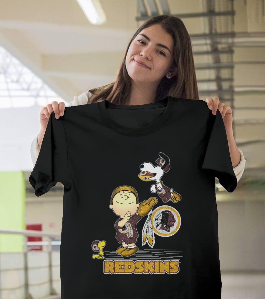 Snoopy Love Washington Redskins Peanuts Woodstock Charlie Brown T-Shirt