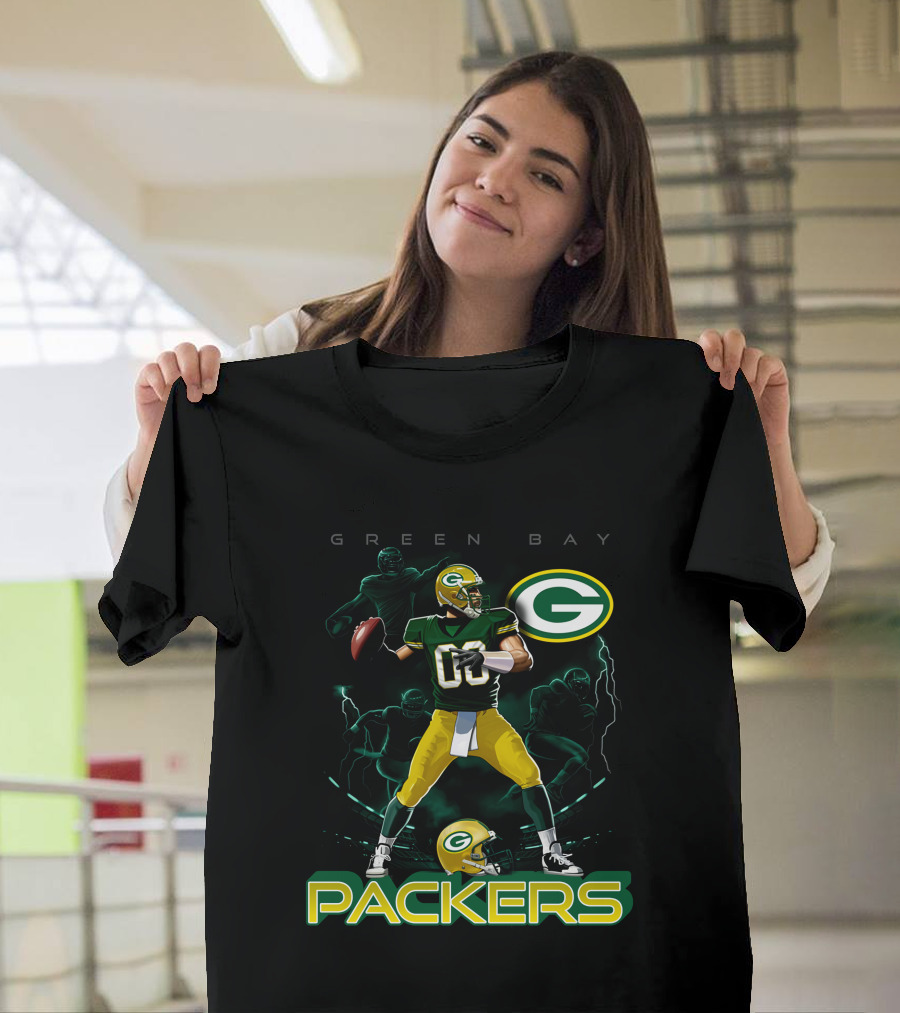 Green Bay Packers Quarterback Action And Helmet T-Shirt