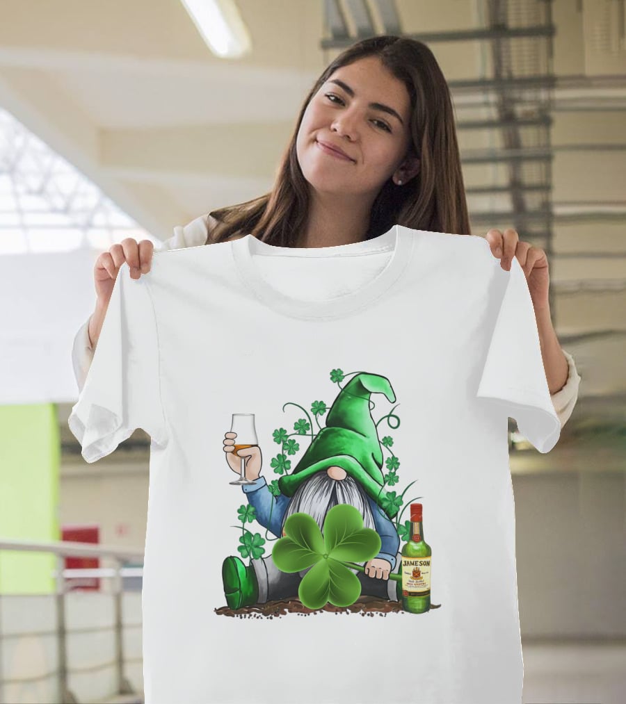 J A M E S O N Irish Gnome With Shamrocks And Whiskey T-Shirt