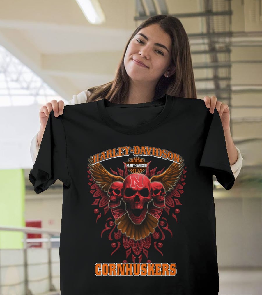Harley Davidson Motor Cornhuskers Nebraska Skulls Ncaa T-Shirt