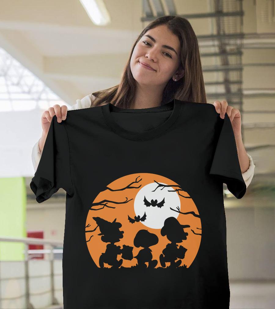 Peanuts Halloween Trick Or Treat Moonlit Bats T-Shirt