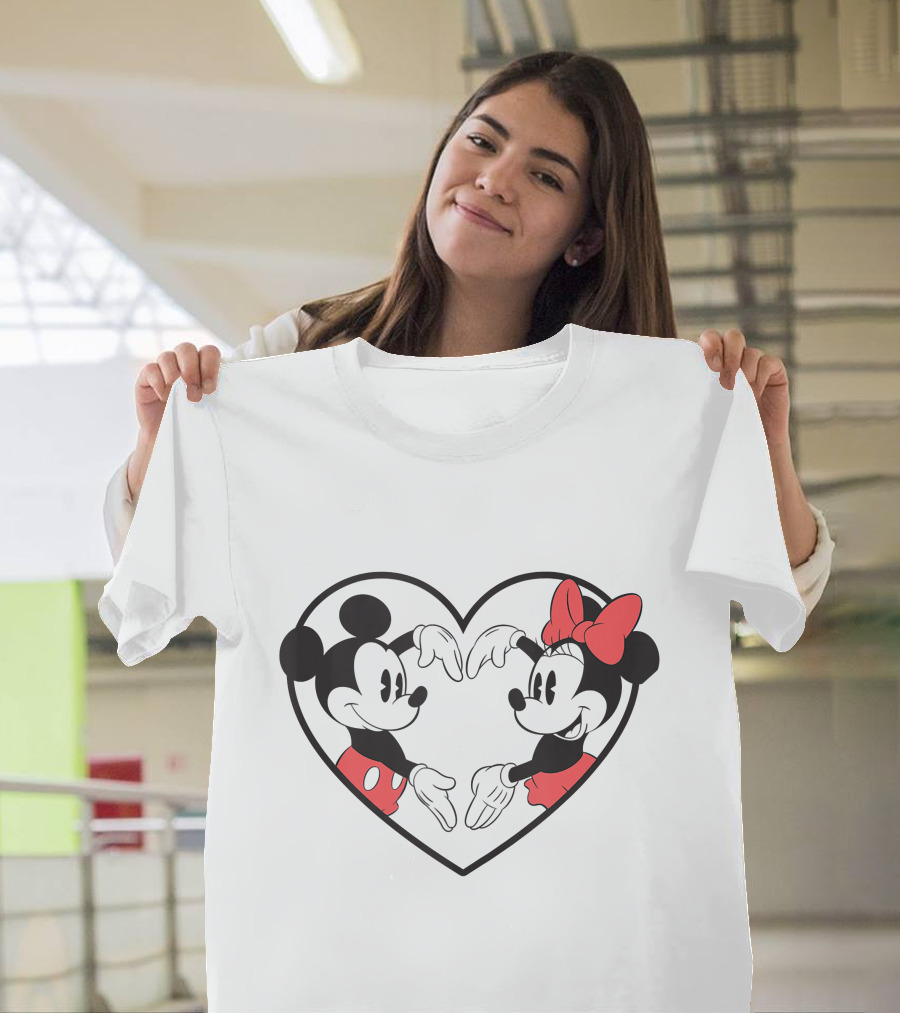 Mickey Minnie Heart Hands Love Gesture Iconic Couple T-Shirt