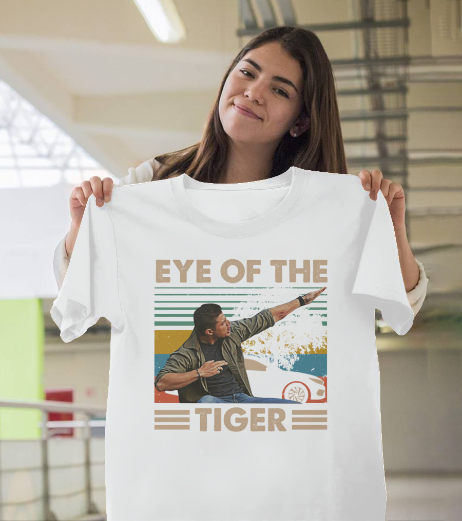 EYE OF THE TIGER Retro Action Pose With Car And Stripes T-Shirt