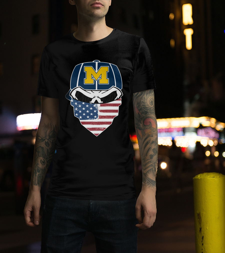 Wolverines Skulls M American Flag Bandana T-Shirt