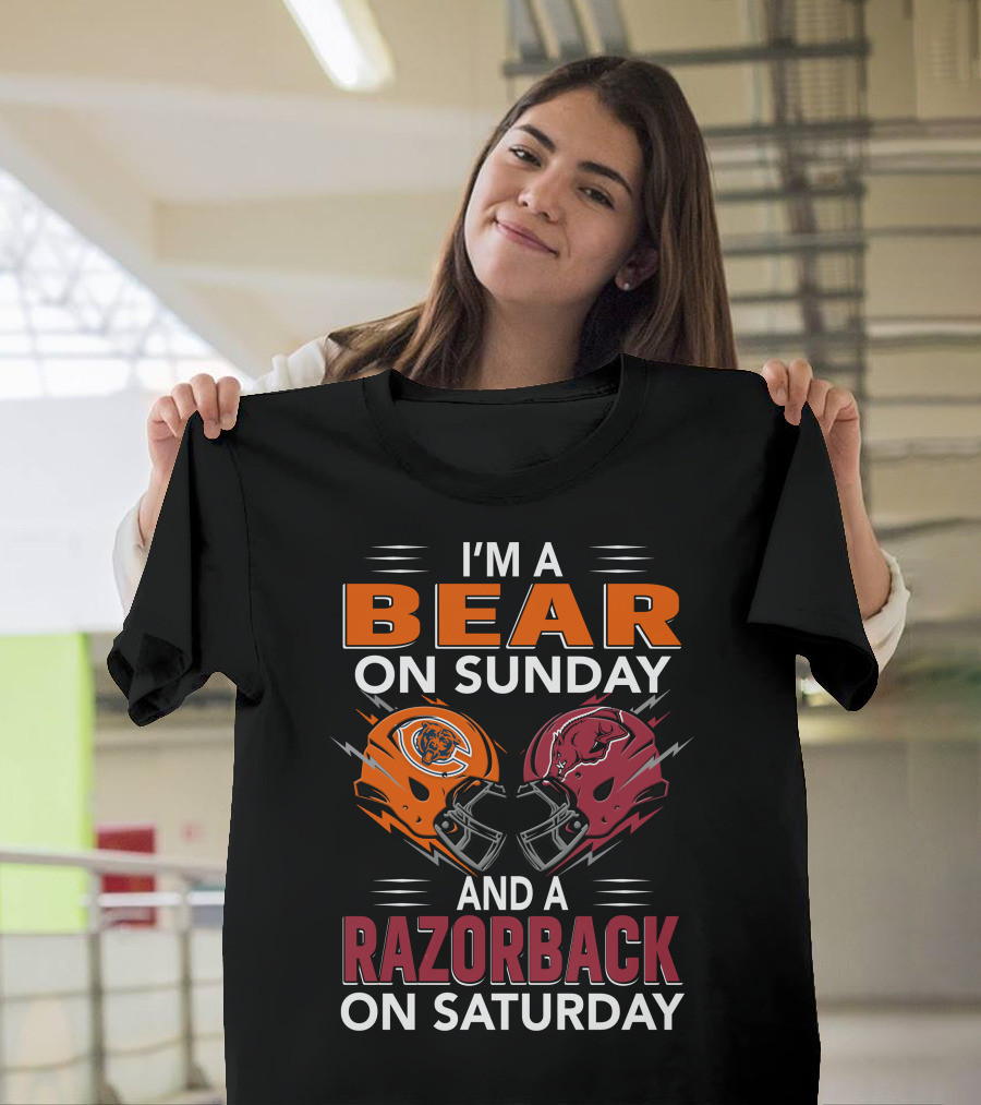 I'm A Bear On Sunday And A Razorback On Saturday Sports Football Helmets T-Shirt