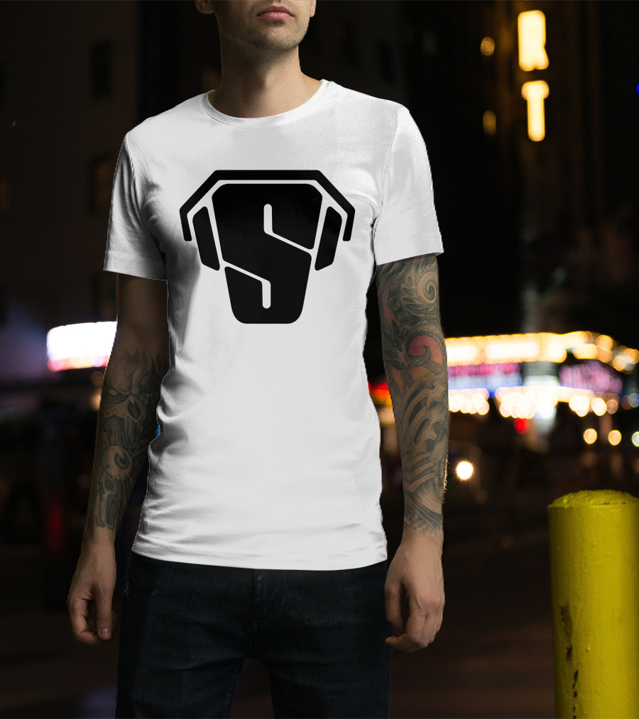 RS Iconic Minimalist Logo T-Shirt