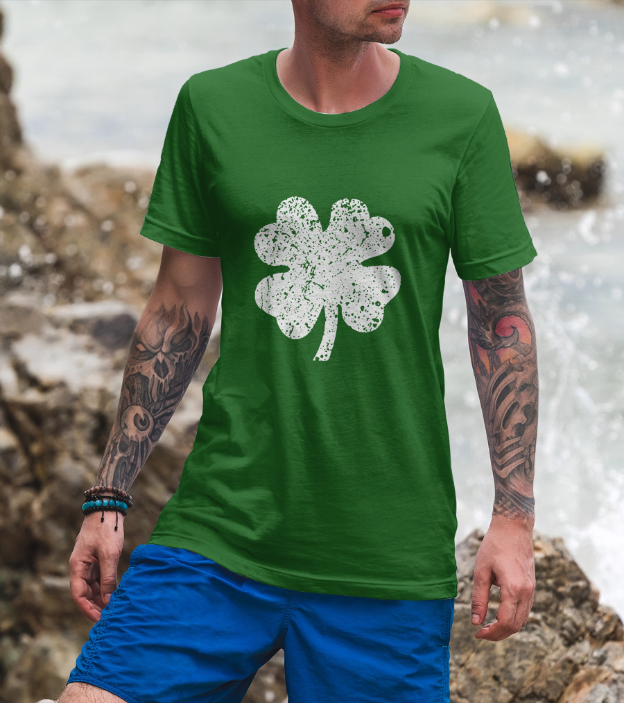 Four Leaf Clover St. Patrick's Day Green Lucky Charm T-Shirt