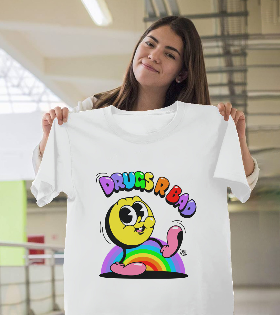 DRUGS R BAD Retro Rainbow Cartoon Smiley T-Shirt