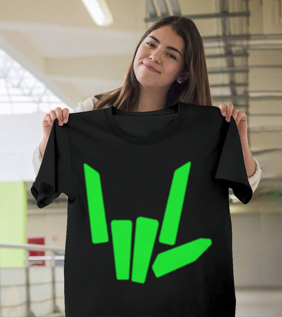 Original Share The Love Green Hand Sign Gesture T-Shirt
