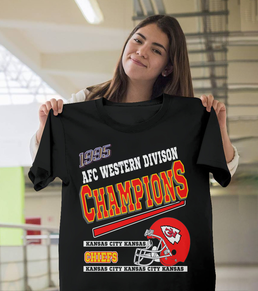 1995 AFC Western Division Champions Kansas City Kansas Chiefs Football Helmet T-Shirt
