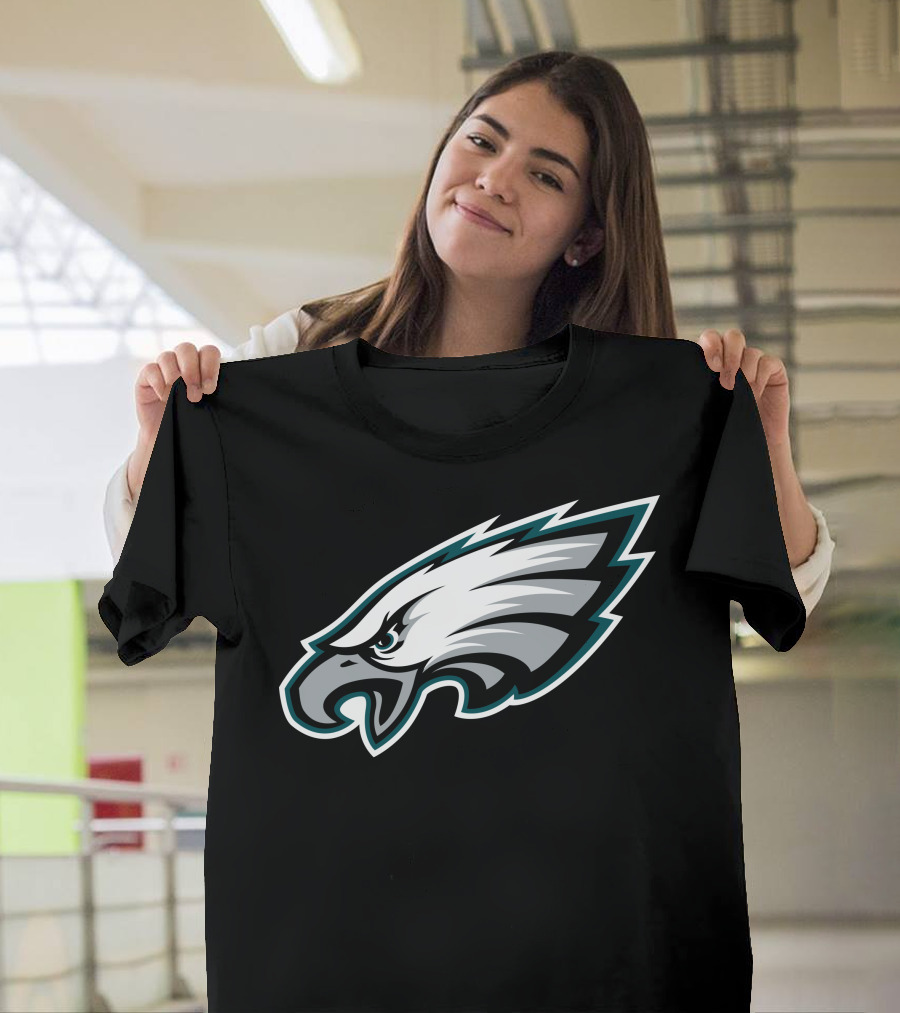 Philadelphia Eagles Football Team Fan Emblem T-Shirt