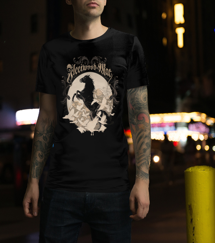 Fleetwood Mac Horse Lover Pet Present Awesome T-Shirt