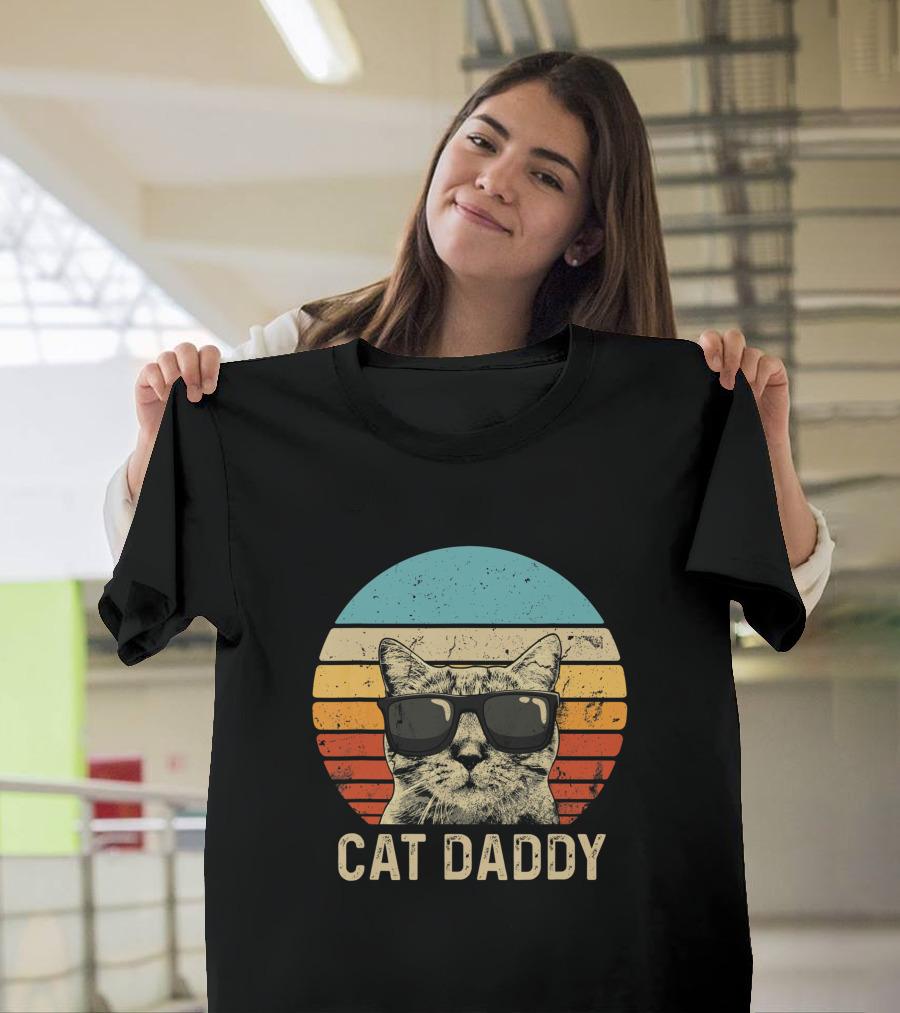 Mens Vintage Cat Daddy Funny Cat Lover Cat Dad Fathers Retro Sunglasses Cat T-Shirt