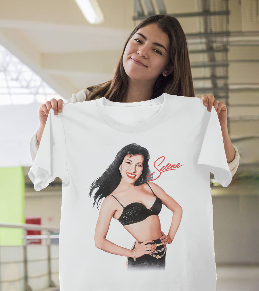 Selena Signature TN42510 Iconic Style Classic Beauty T-Shirt