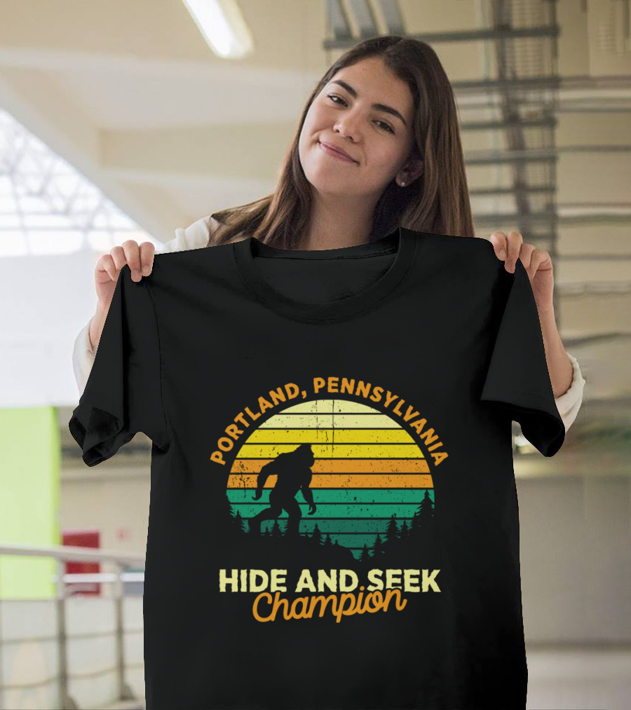 Portland Pennsylvania Bigfoot Hide and Seek Champion Retro Sunset T-Shirt