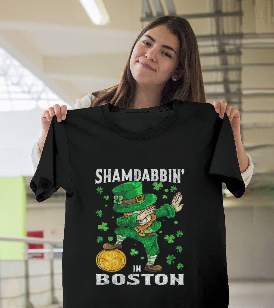 Shamdabbin In Boston Dabbing Leprechaun With Gold Coin And Shamrocks T-Shirt