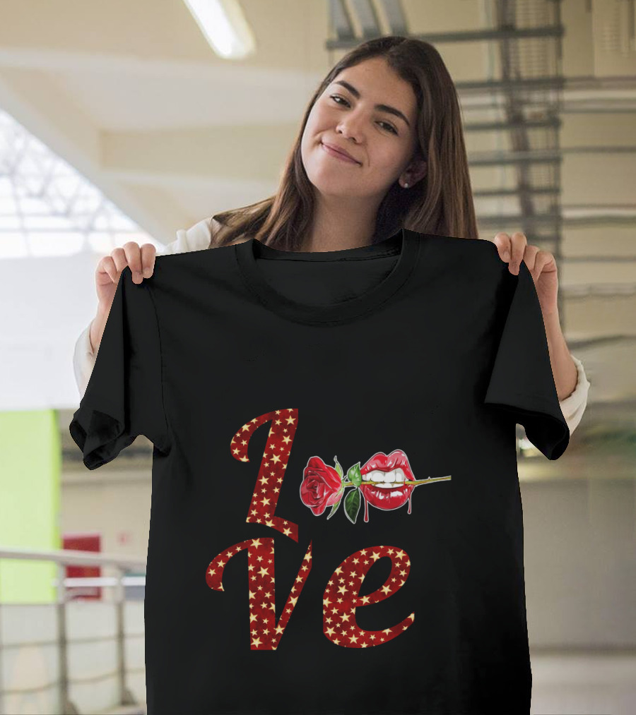 LOVE Tooth Heart Dental Life Dentist Valentine's Day Kiss Rose Lips T-Shirt