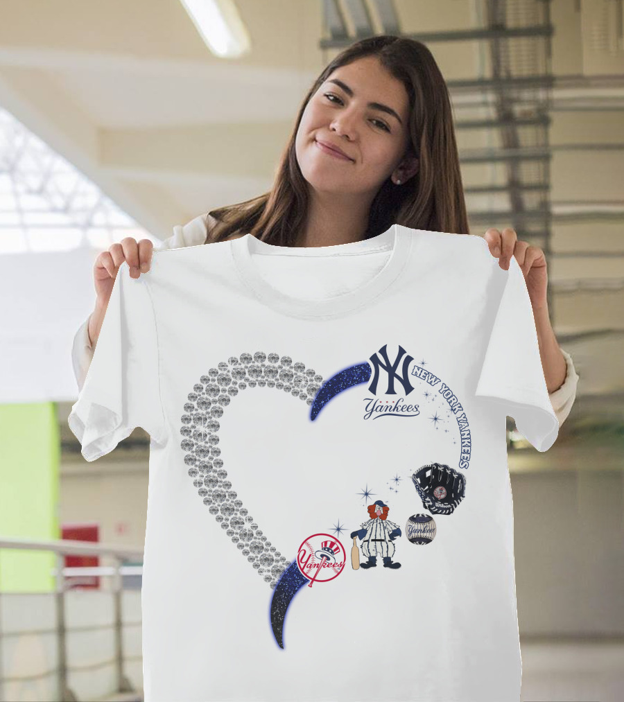 New York Yankees Heart Design with Baseball Elements T-Shirt