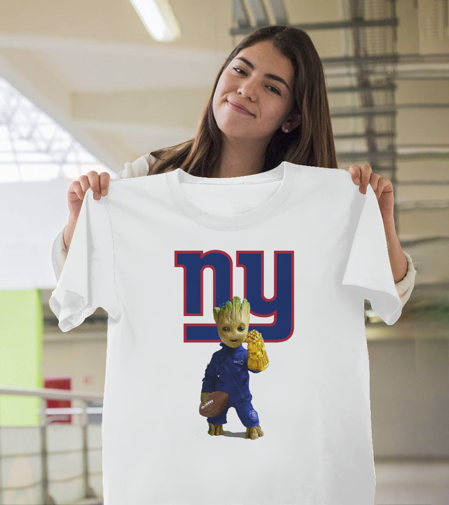 NY Giants Groot Football Infinity Gauntlet T-Shirt