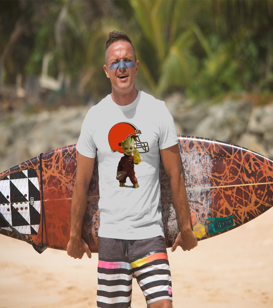 Cleveland Browns Football Groot And Infinity Gauntlet T-Shirt